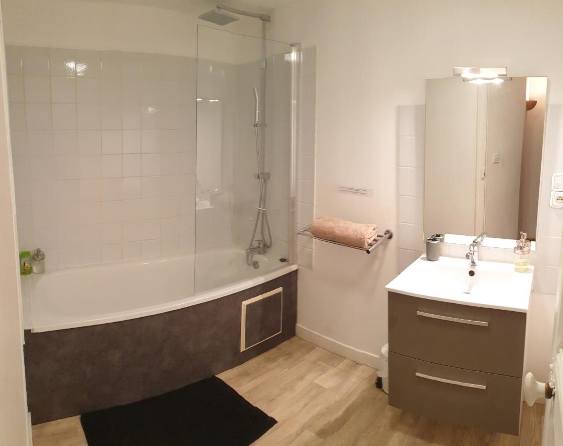 Appartement Agreable 1 A 4 Personnes Chaumont  Bagian luar foto