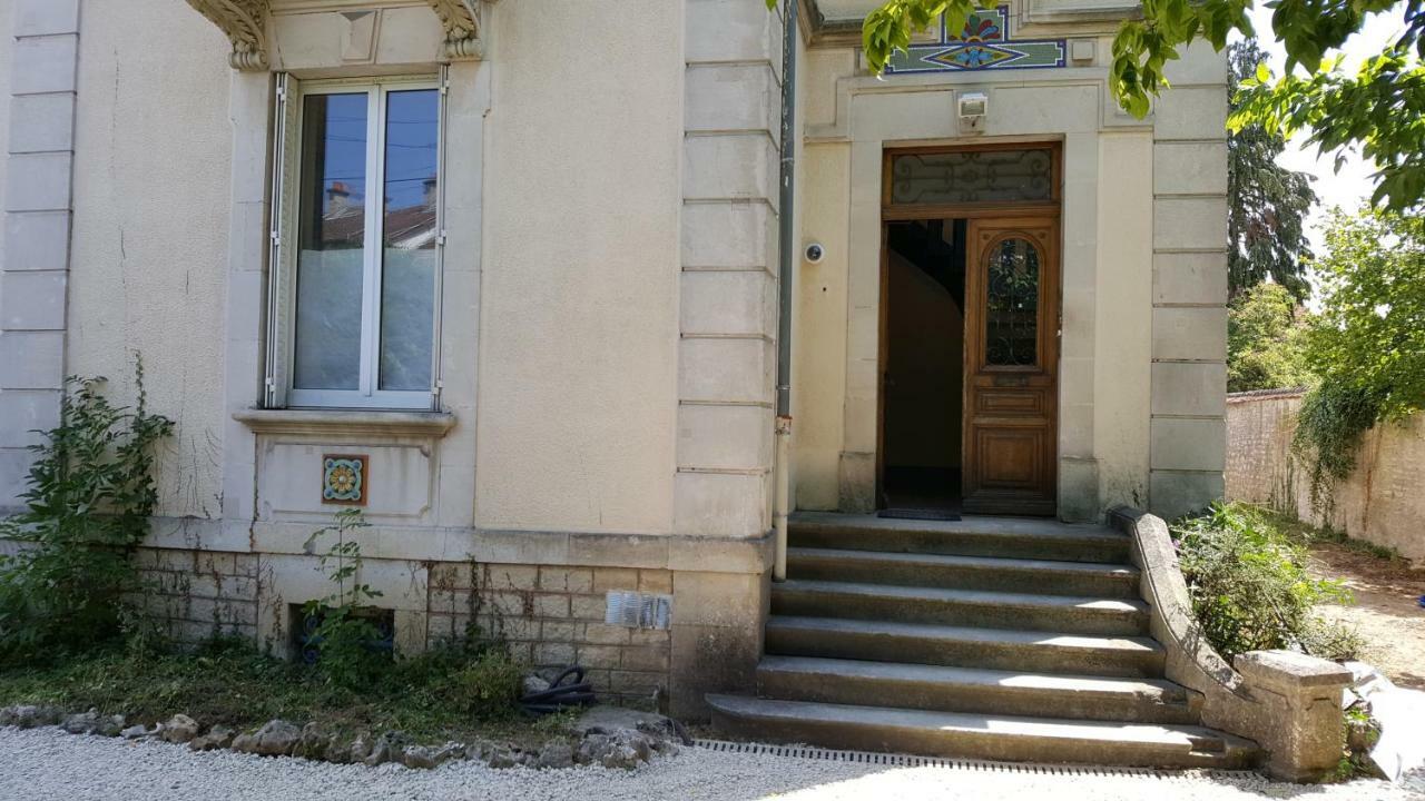 Appartement Agreable 1 A 4 Personnes Chaumont  Bagian luar foto